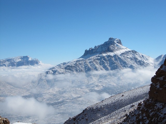 اعلام برنامه صعود به قله شیرکوه یزد