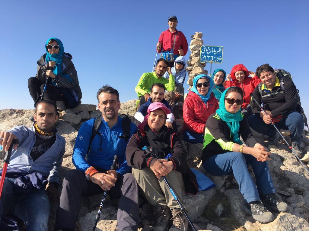 گزارش برنامه ی  صعود به قله یمان داغی